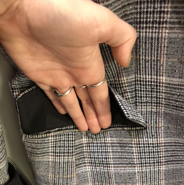 Fake pocket on checkered jacket