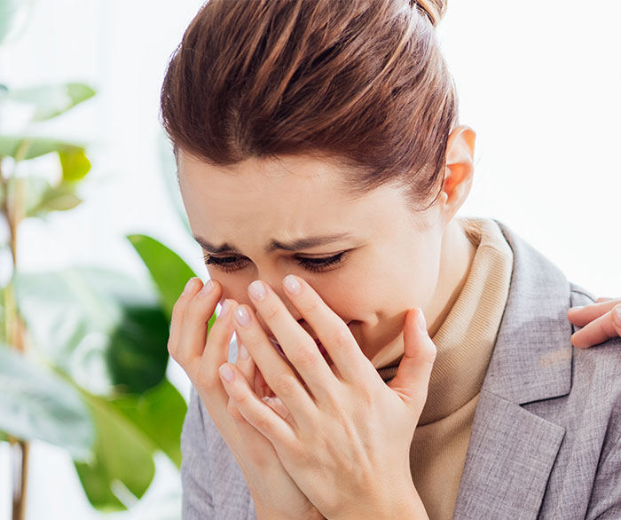 Woman Wants To Drop Out As Bridesmaid At Sister's Wedding After Her Ridiculous Hairstyle Request