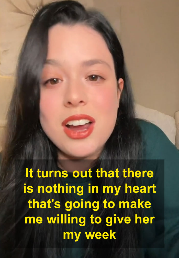 Entitled Mom Breaks Into Hysterics After Child-Free Coworker Refuses To Give Up Her Holiday, The Internet Applauds