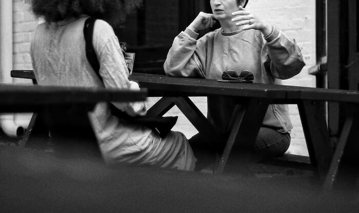 30 Revealing Signs Of Behavior That Indicate Someone Had A Traumatic Childhood