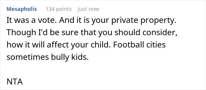 Dad Of A Cheerleader Agrees To Let School Use His Property For Their Fundraising Event, Takes His Promise Back When The Focus Shifts To The Football Team Dad Of A Cheerleader Agrees To Let School Use His Property For Their Fundraising Event, Takes His Promise Back When The Focus Shifts To The Football Team