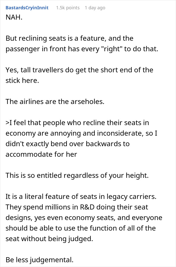 Tall Guy Doesn't Fit In Plane Seat Comfortably, Drama Ensues After Woman Tries To Recline Her Seat Tall Guy Doesn't Fit In Plane Seat Comfortably, Drama Ensues After Woman Tries To Recline Her Seat