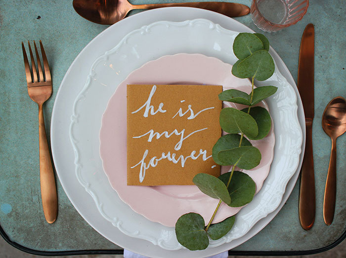 Plate with decoration and paper sign