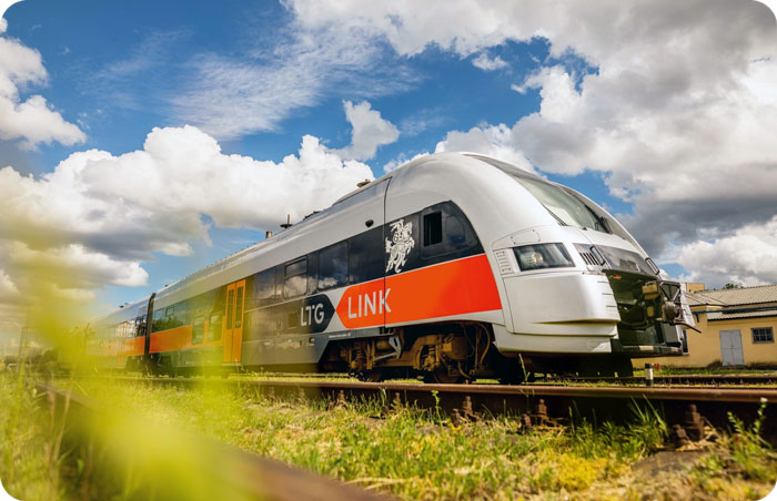 Woman On An Almost Empty Train Gets Labeled A Jerk By A Man For Refusing To Move Her Stuff So He Could Sit Next To Her For The Second Time