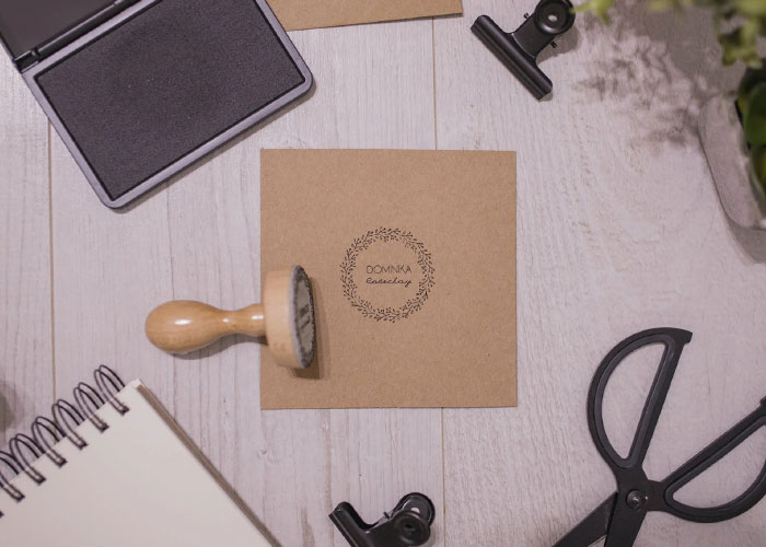 Making personalized party invitations