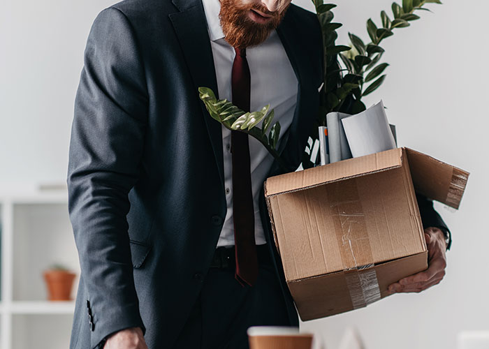 &ldquo;I Am Sorry, But I Cannot Afford It Either&rdquo;: Employee Refuses To Work For Less Money, Quits