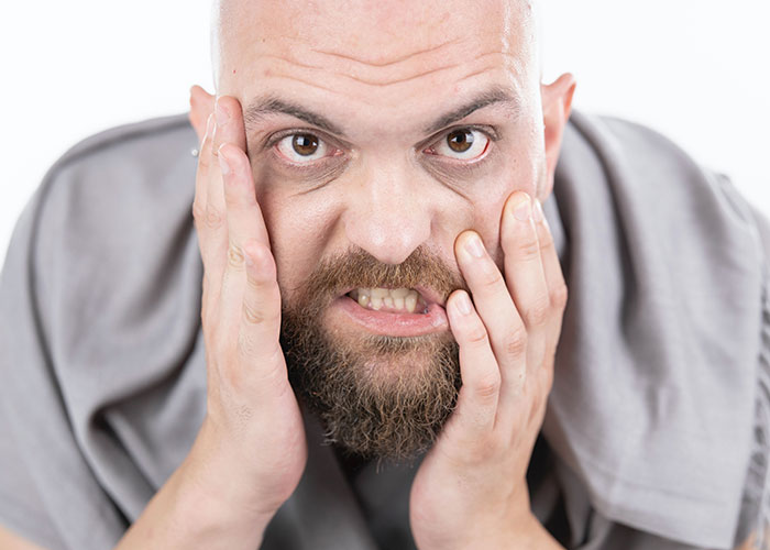 40 Signs Someone Is Trying To Look Way Cooler Than They Actually Are