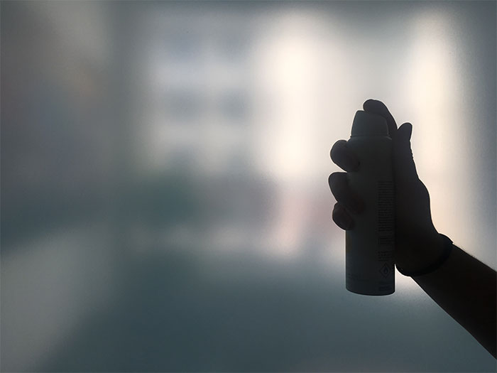 31 Times Rude Humans Mistook Others For Employees And Were Less Than Pleasant About It