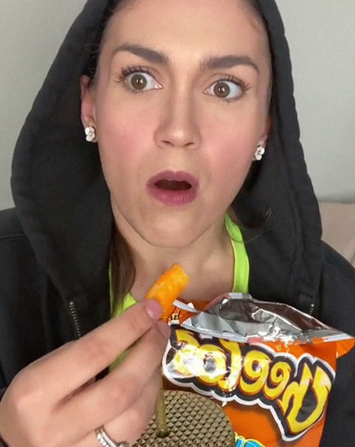 &ldquo;Natural Births Are Just So Much More Rewarding&rdquo;: Woman Goes Viral For Showcasing Just How Unhinged Mom Groups Are