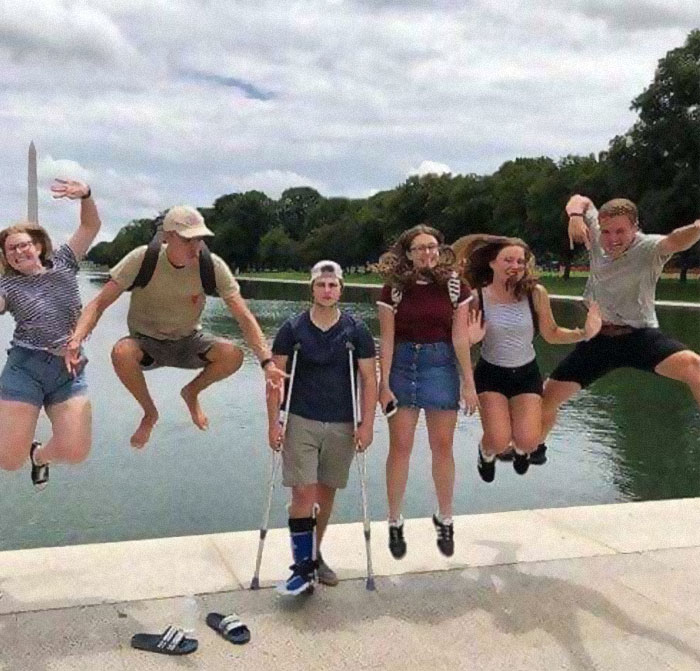 Funny-Low-Quality-Stories