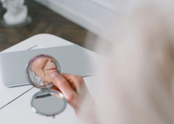 50 Moments That Made People Realize They're No Longer Young