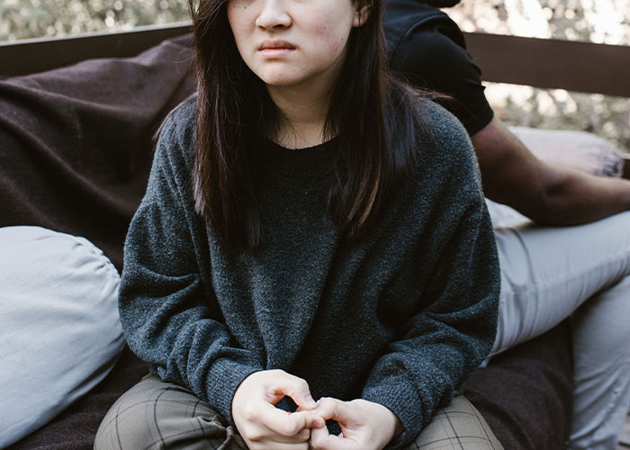 30 “Dead Giveaways” That Your Relationship Is Toxic