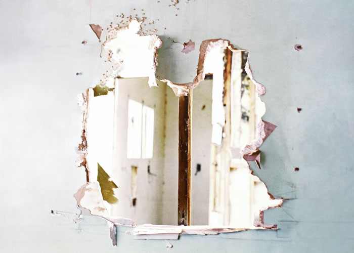 30 “Dead Giveaways” That Your Relationship Is Toxic