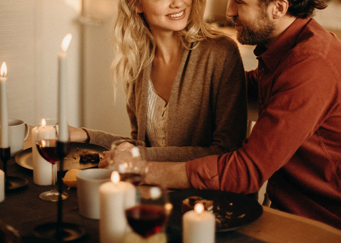 30 “Dead Giveaways” That Your Relationship Is Toxic