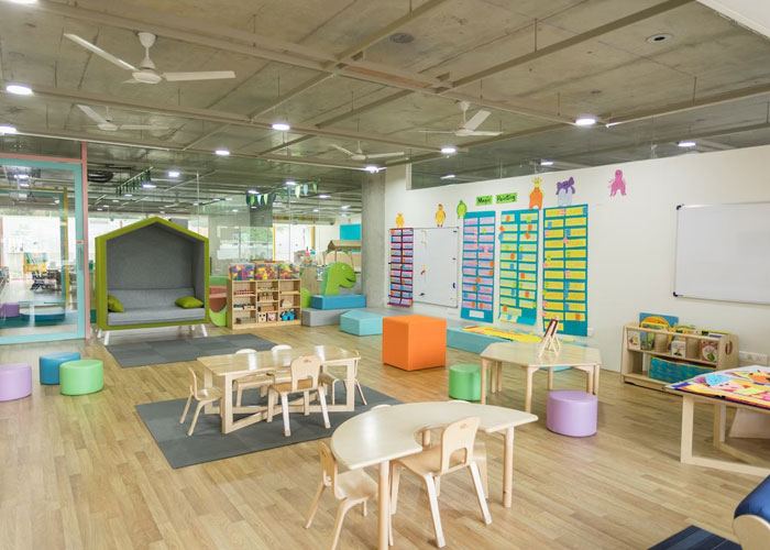 30 Not-So-Obvious Red Flags From Employers That Workers Should Watch Out For