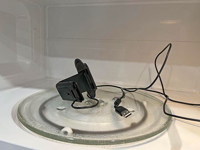 A Coworker Broke The Break Room Microwave By Zapping A Camera. When Confronted He Said He Was “Making A Troll Post”
