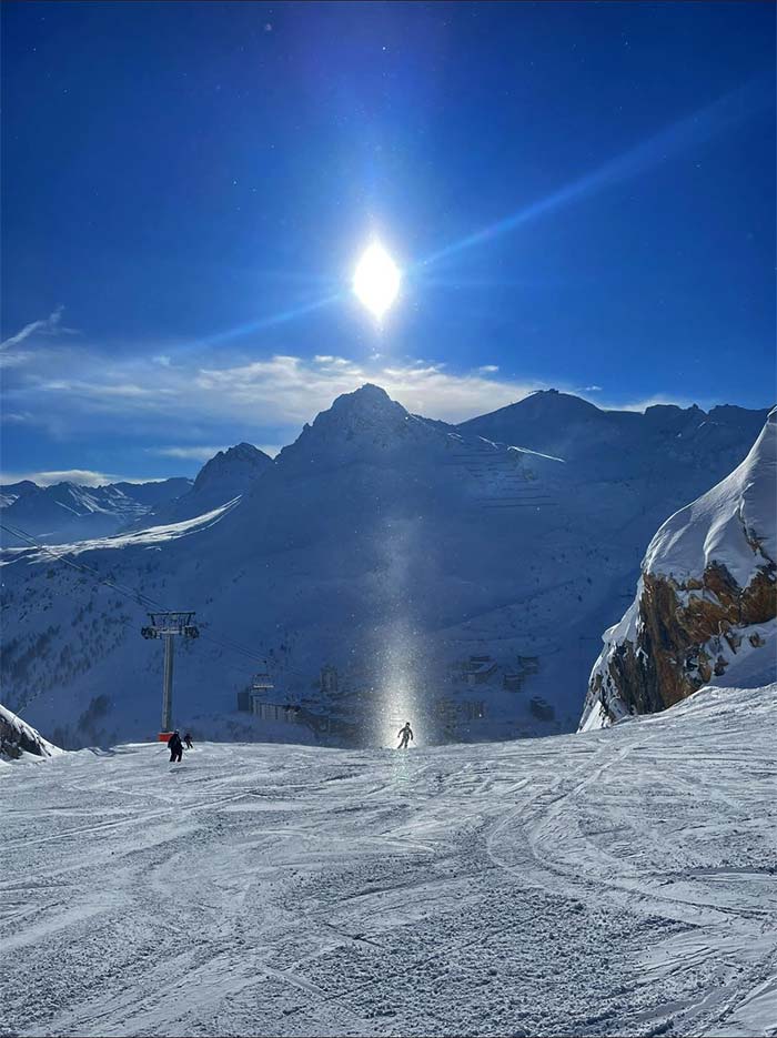 UFO Abduction On The Piste