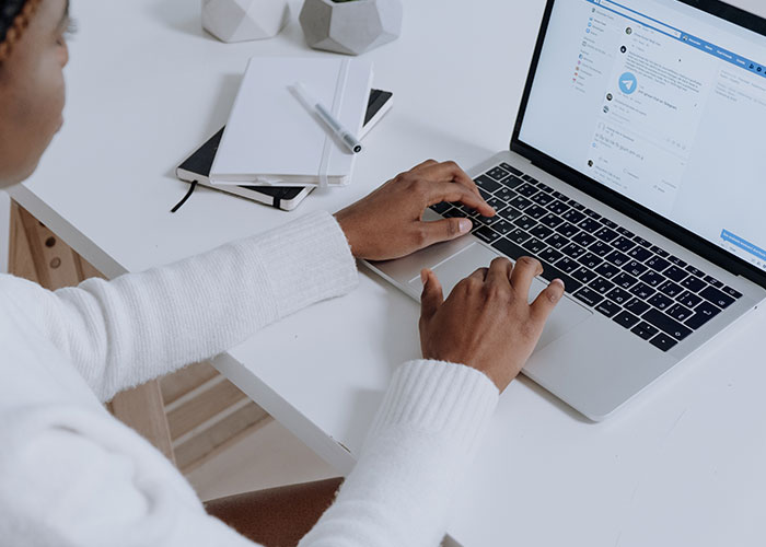 &ldquo;We Don&rsquo;t Take Abuse At My Store&rdquo;: Karen's Lies About Department Store Backfire Spectacularly, Making Her The Laughingstock Of The Town