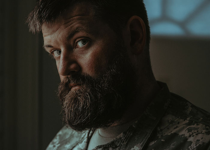 40 Signs Someone Is Trying To Look Way Cooler Than They Actually Are