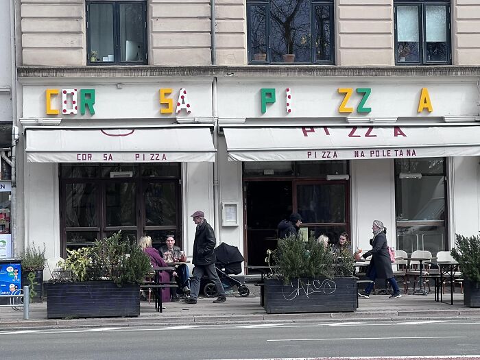 Amazing Pizza. Atrocious Kerning