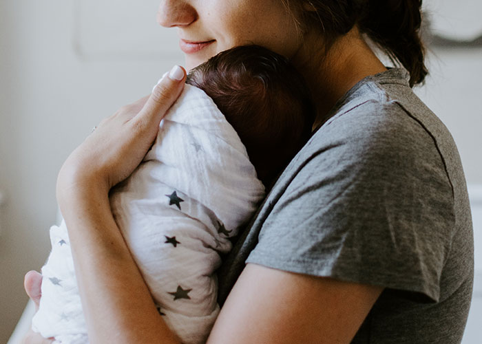 "I Connected The Dots": 19-Year-Old Seeks Online Advice After Discovering His Sister Lied About Her Identity For Years