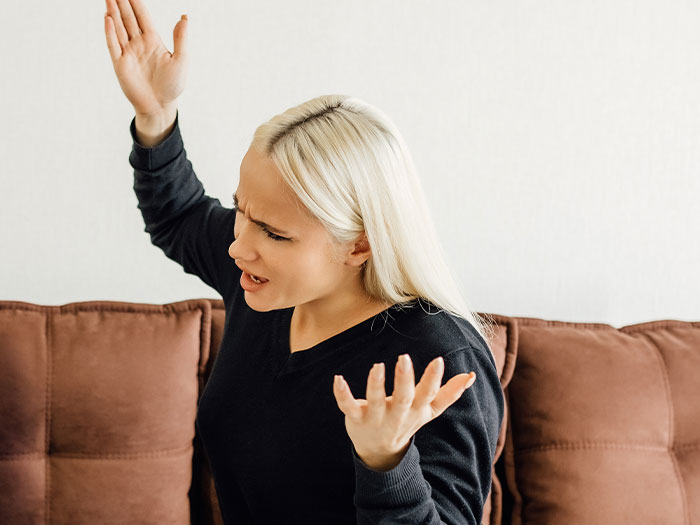 &ldquo;Am I The Jerk For Telling My Sister She Is Too Heavy And Lazy To Watch My Kid?&rdquo;