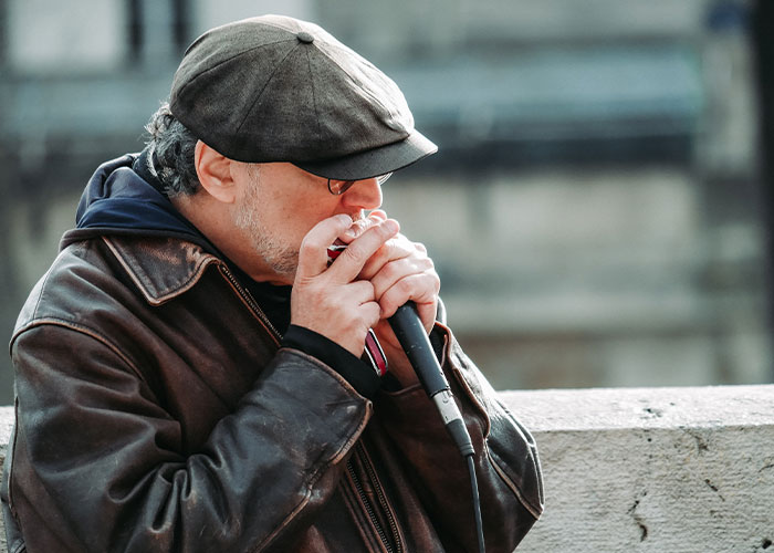 30 Brilliant Stories About The Most Memorable Moments People Ever Had With Complete Strangers