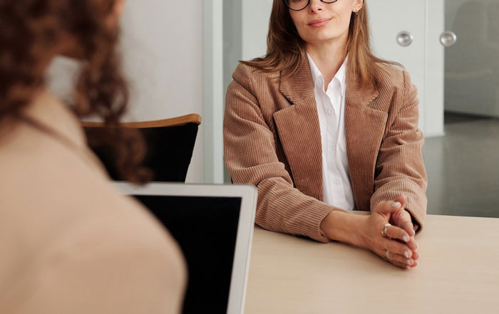 Mom Refuses To Drive Her Gifted Daughter To College-Level School, Ignores Every Option To Make It Possible