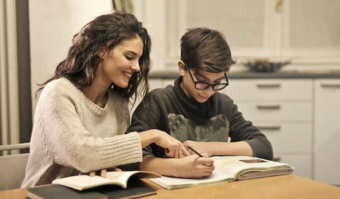 Mom Refuses To Drive Her Gifted Daughter To College-Level School, Ignores Every Option To Make It Possible