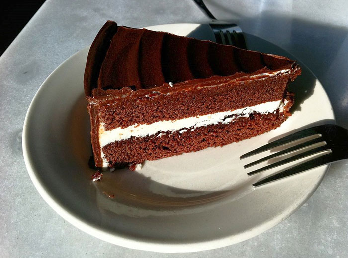 &ldquo;I Grabbed My Baby, Stormed Out Of The House, Haven't Spoken To This Person Since&rdquo;: Mom Is Furious After Somebody Gave Her 4-Month-old Baby Chocolate Cake