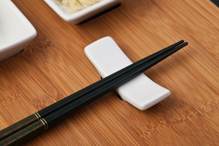 Picture of black chopsticks