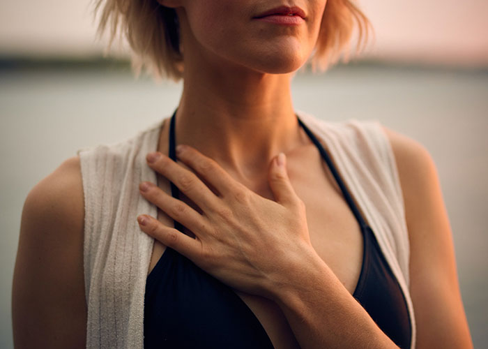 "My Feet Look More Like Paws Than Human Feet": 35 People Confess What Body Anomalies They Have