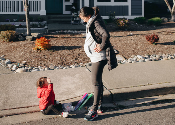 25 Señales de alarma que dicen "malos padres" a gritos