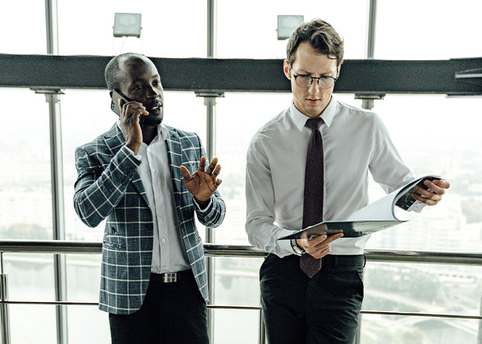 20 Historias sorprendentes de cómo despidieron a "ese compañero de trabajo"