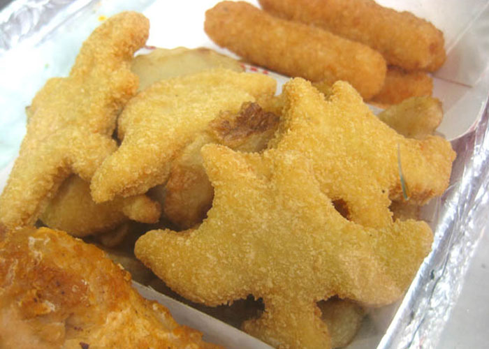 “I Won’t Even Let My Husband See Me Eat It”: 30 People Share The Most Comforting Yet Worst-Looking Foods They Will Never Renounce