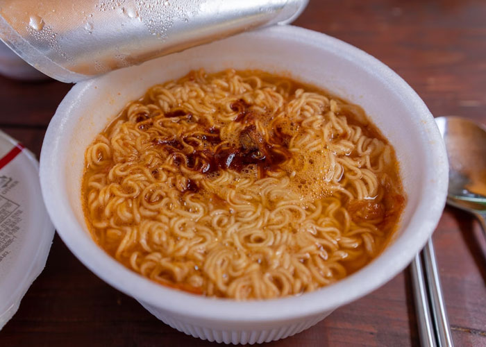 “I Won’t Even Let My Husband See Me Eat It”: 30 People Share The Most Comforting Yet Worst-Looking Foods They Will Never Renounce