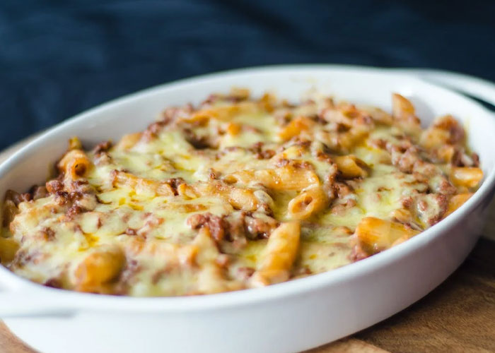 “I Won’t Even Let My Husband See Me Eat It”: 30 People Share The Most Comforting Yet Worst-Looking Foods They Will Never Renounce