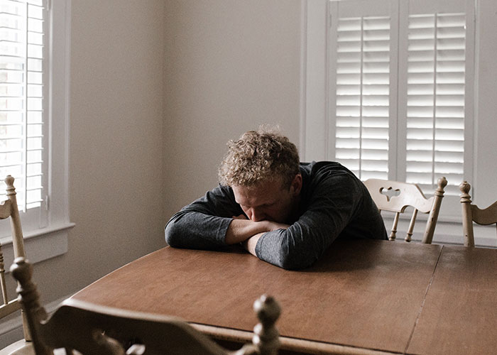 25 Personas confiesan los secretos más oscuros que atormentan sus vidas