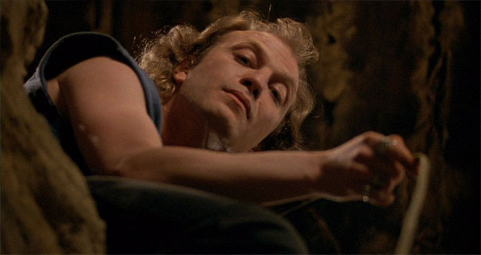 Buffalo Bill keeping a wire