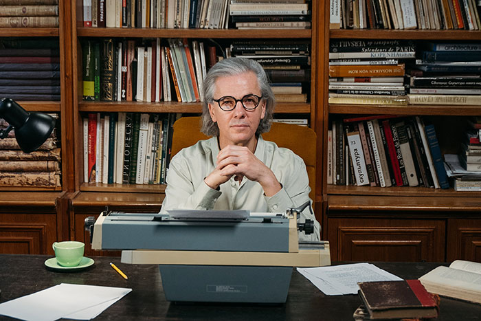 Woman Shares How Others Automatically Assume She's Dumb Because Of Her Looks, Shares Crazy Story