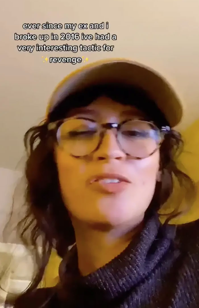 Tiktok User Gets Revenge On Ex By Signing Him Up To Email Newsletters. "I Sign Mine Up For Home Visits From Jehovah's Witnesses," Someone Else Admitted. "It's Been 3 Years"