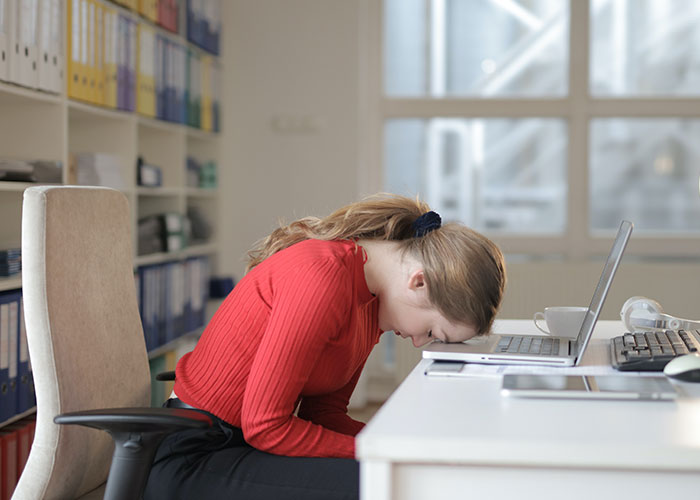 Woman Opens Up About Accidentally Showing Her Newly Accepted Job Offer To CEO Before She Gave Her Notice