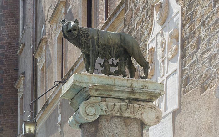 Image of Capitoline Wolf statue
