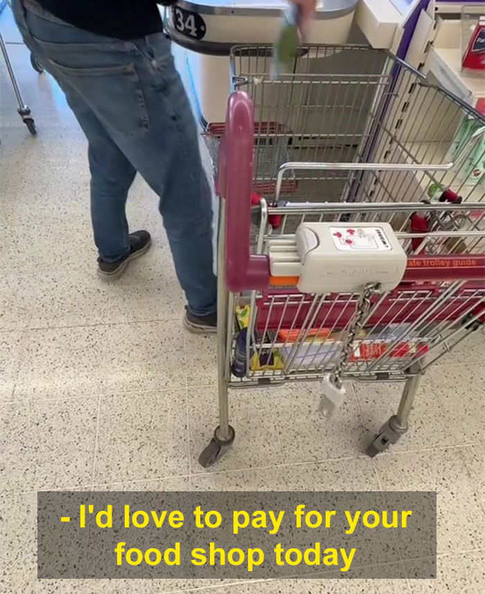 Influencer Is Left In Tears After Strangers Refuse Her Offer To Pay For Their Grocery Shopping