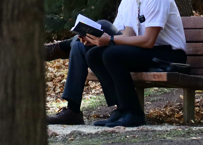 "I Have Become My Father": 30 People Share What They Swore They Would Never Do As Children But Failed