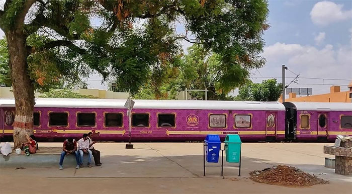 Golden Chariot, India