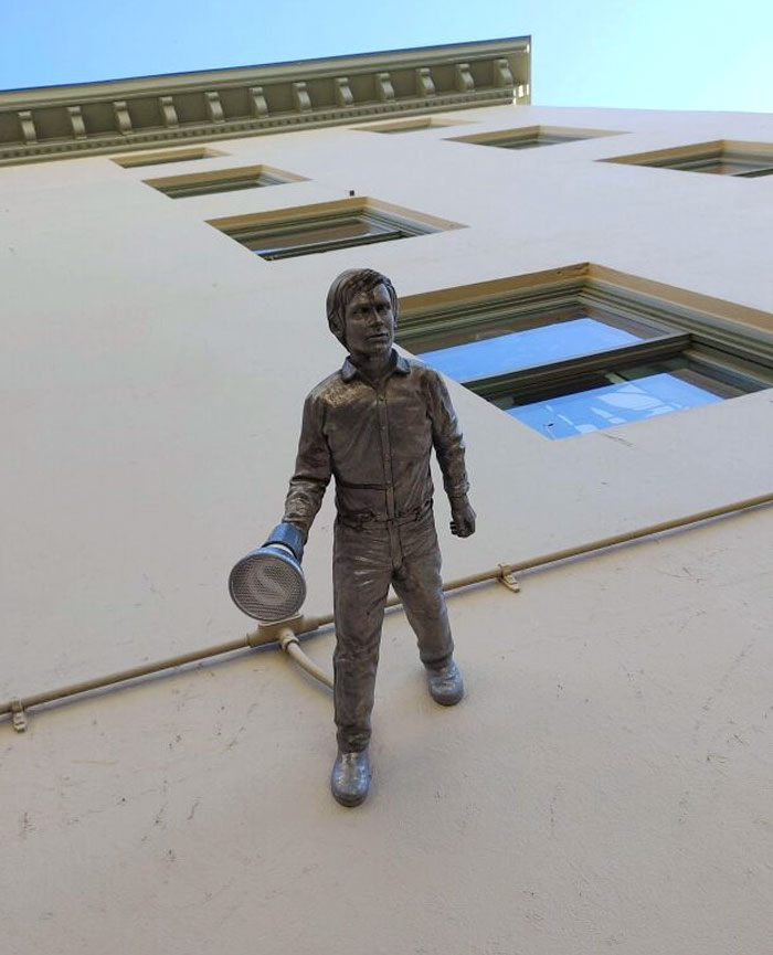 This Light-Post Statue