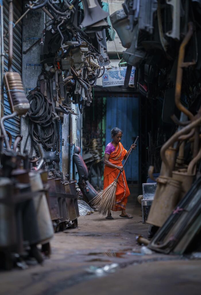 Early Morning Cleaning The City. Old Dhaka, Bangladesh