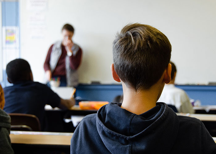 30 House Rules People Had As Kids That They Only Later Realized Not All Households Followed