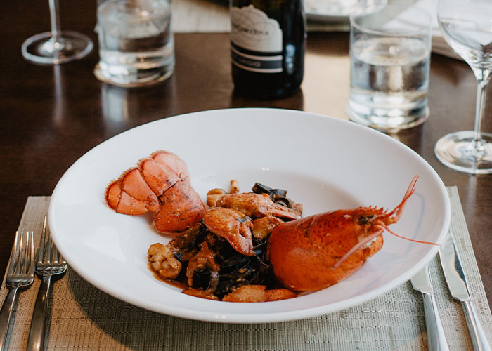 “They Somehow Thought Free Spaghetti Was A Reasonable Request”: 45 Of The Most Peculiar Requests Waiters Have Ever Heard